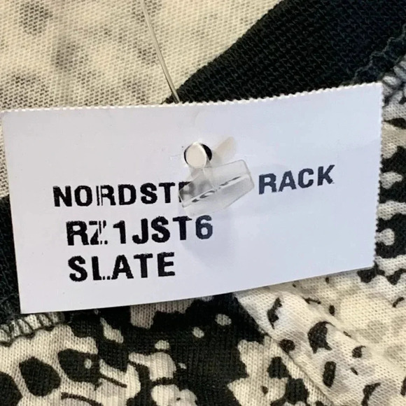 Cozy Zoe Women's Snakeskin Print Long Sleeve Pajama Pullover Top Size M‎ NWT - Picture 9 of 14